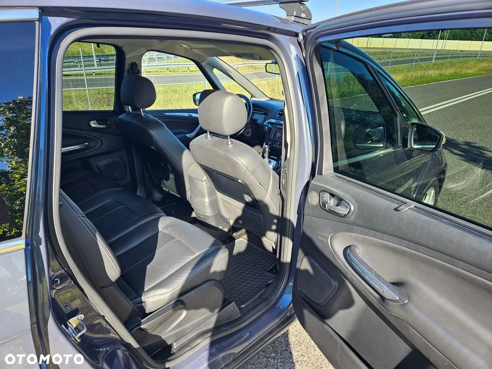 Ford S-Max 2.0 TDCi DPF Titanium - 12