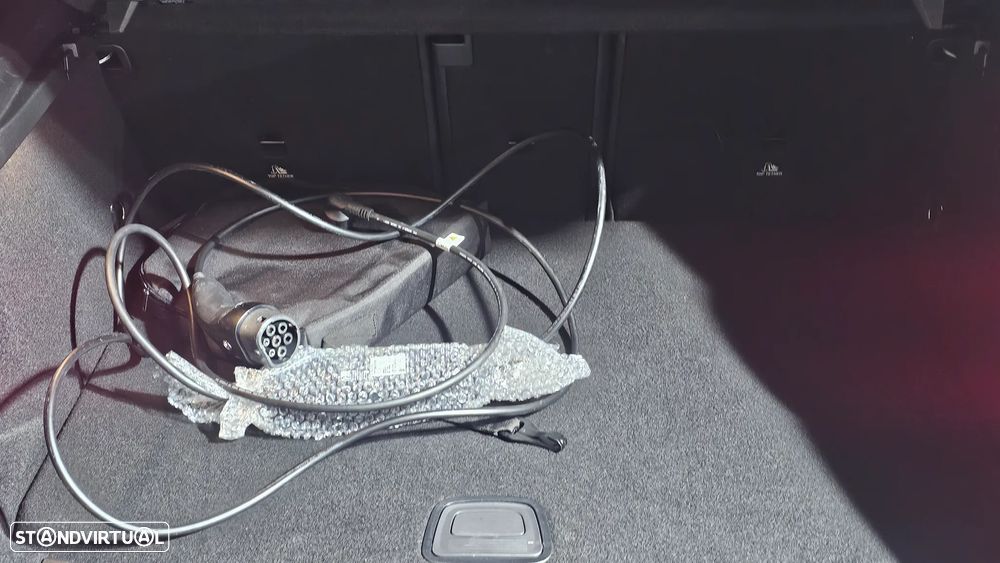 Mercedes-Benz A 250 e 8G-DCT Edition AMG Line - 57