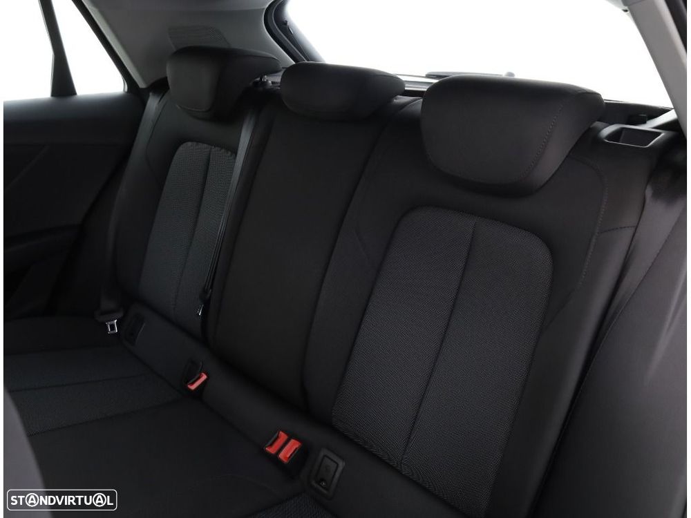 Audi Q2 35 TFSI Advanced S tronic — fotografia 12