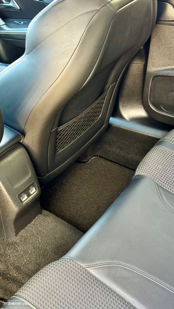 Peugeot 2008 PureTech 130 Stop&Start GT-Line Edition - 26