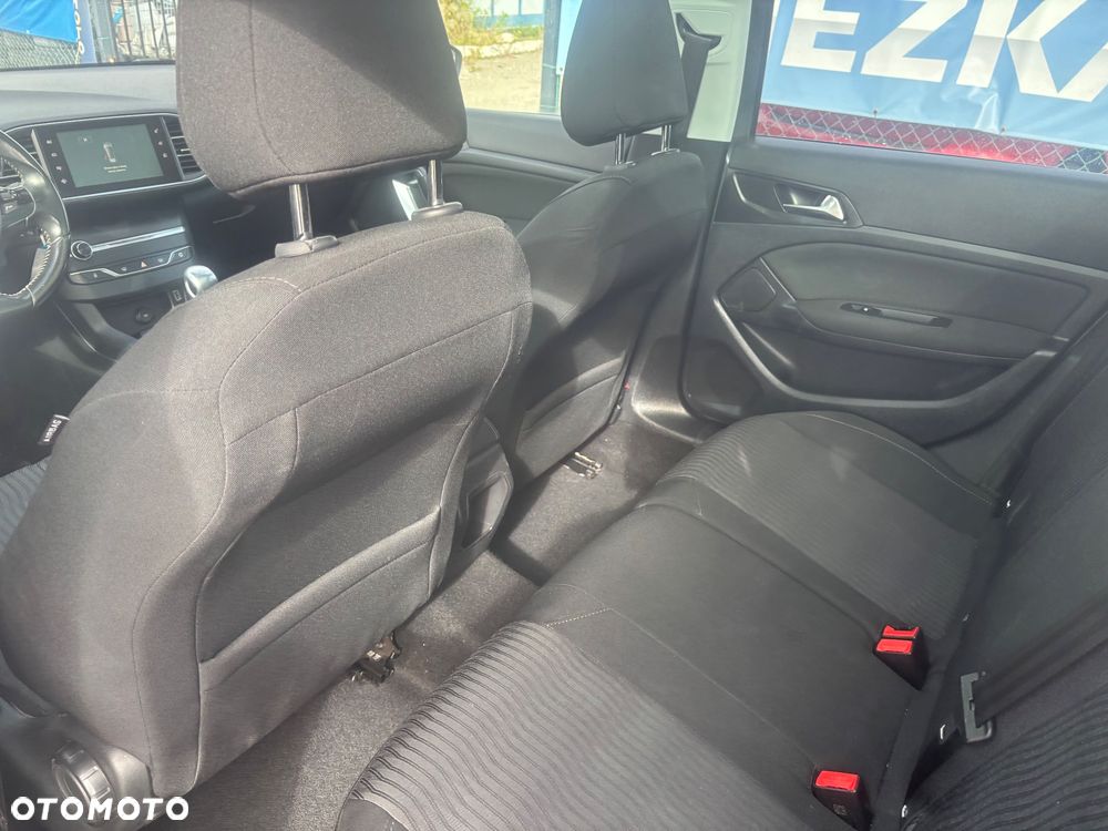 Peugeot 308 BlueHDi 120 Stop & Start Business-Line - 13