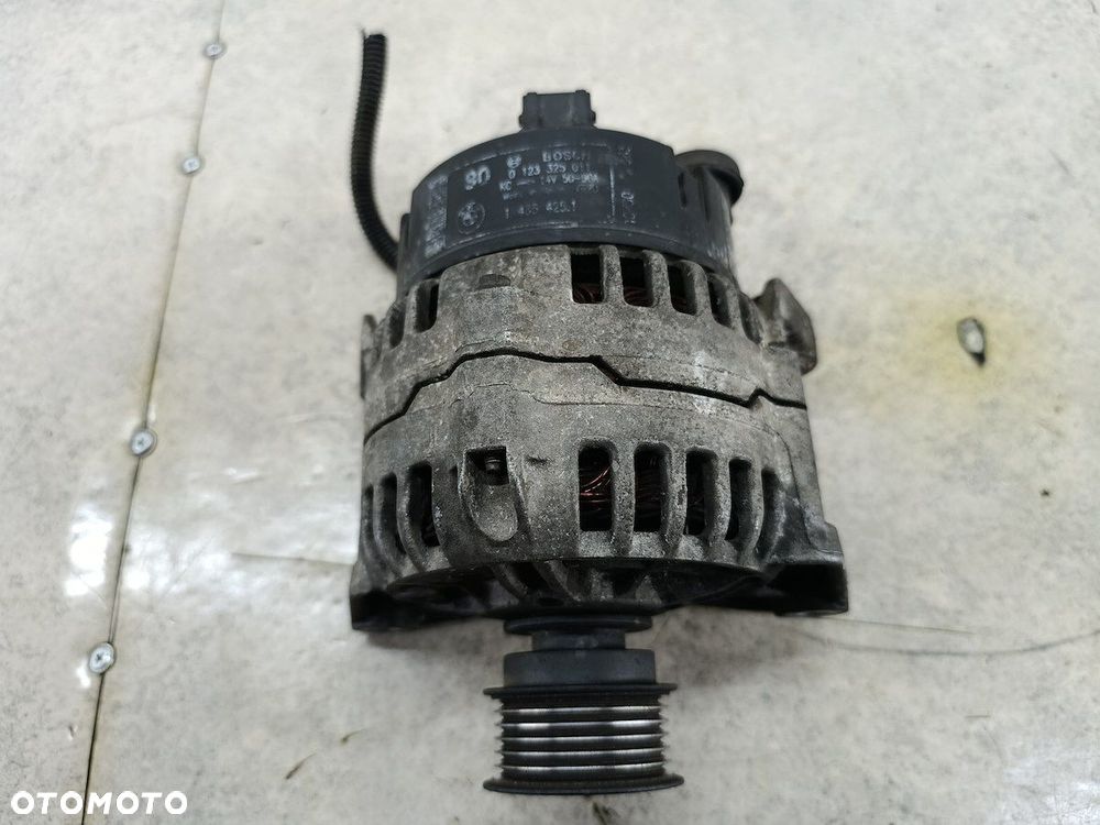ALTERNATOR BMW 3 E46 1435425 0123325011  BOSCH 1.9 8V 318i - 4