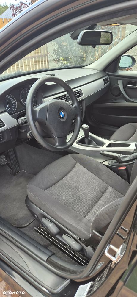 BMW Seria 3 - 10