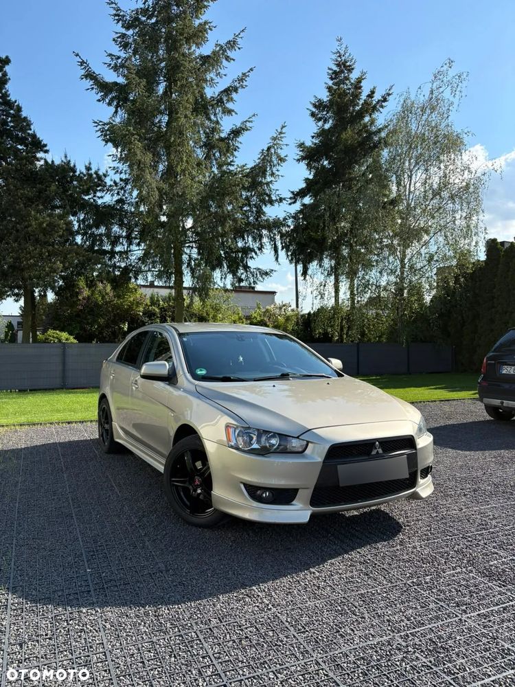 Mitsubishi Lancer