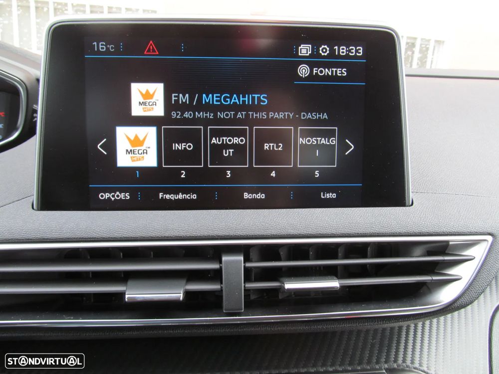 Peugeot 3008 PureTech 130 Stop & Start GPF Active Business-Pack - 19