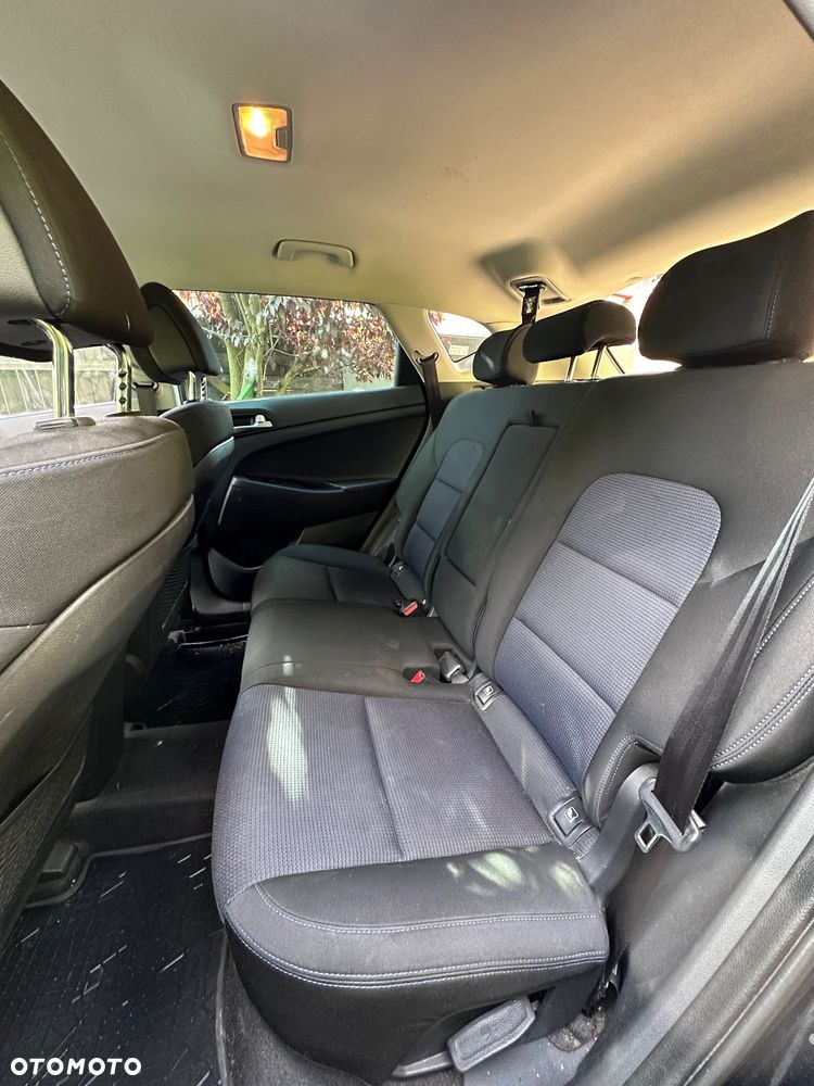 Hyundai Tucson 2.0 CRDI BlueDrive GO 2WD - 15