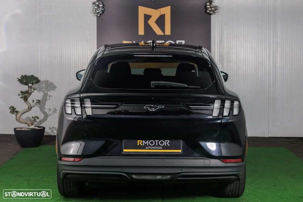 Ford Mustang Mach-E 72.6 kWh Premium AWD - 4