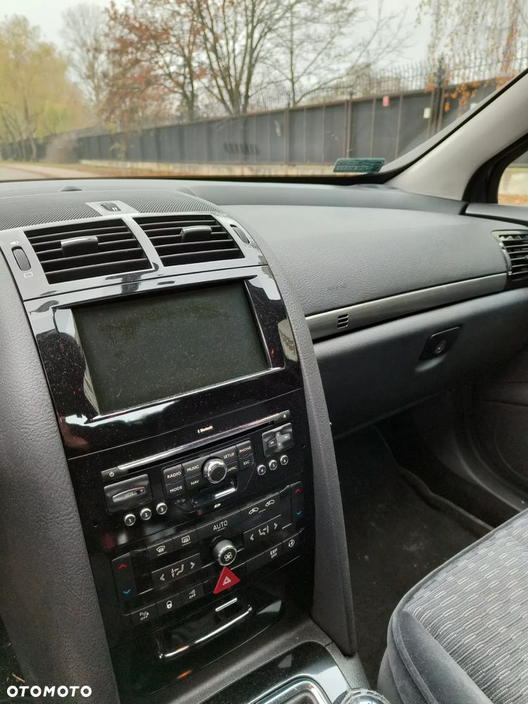 Peugeot 407 2.0 HDi Premium Navtech - 14