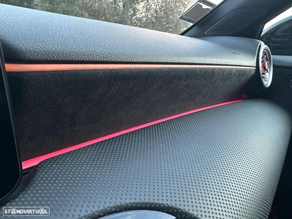 Mercedes-Benz A 200 AMG Line Aut. - 13