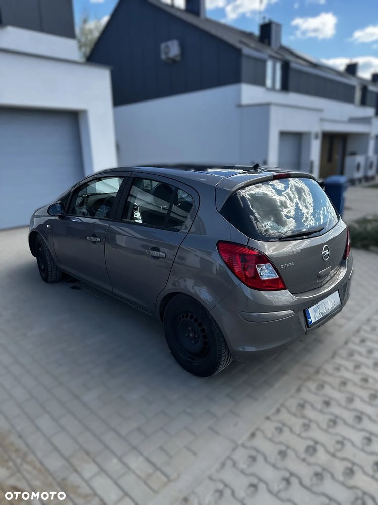 Opel Corsa - 3