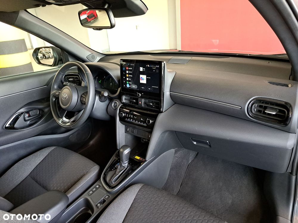 Toyota Yaris Cross Hybrid 1.5 Style - 17