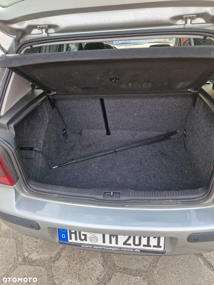 Volkswagen Golf 1.6 Automatik Goal - 15