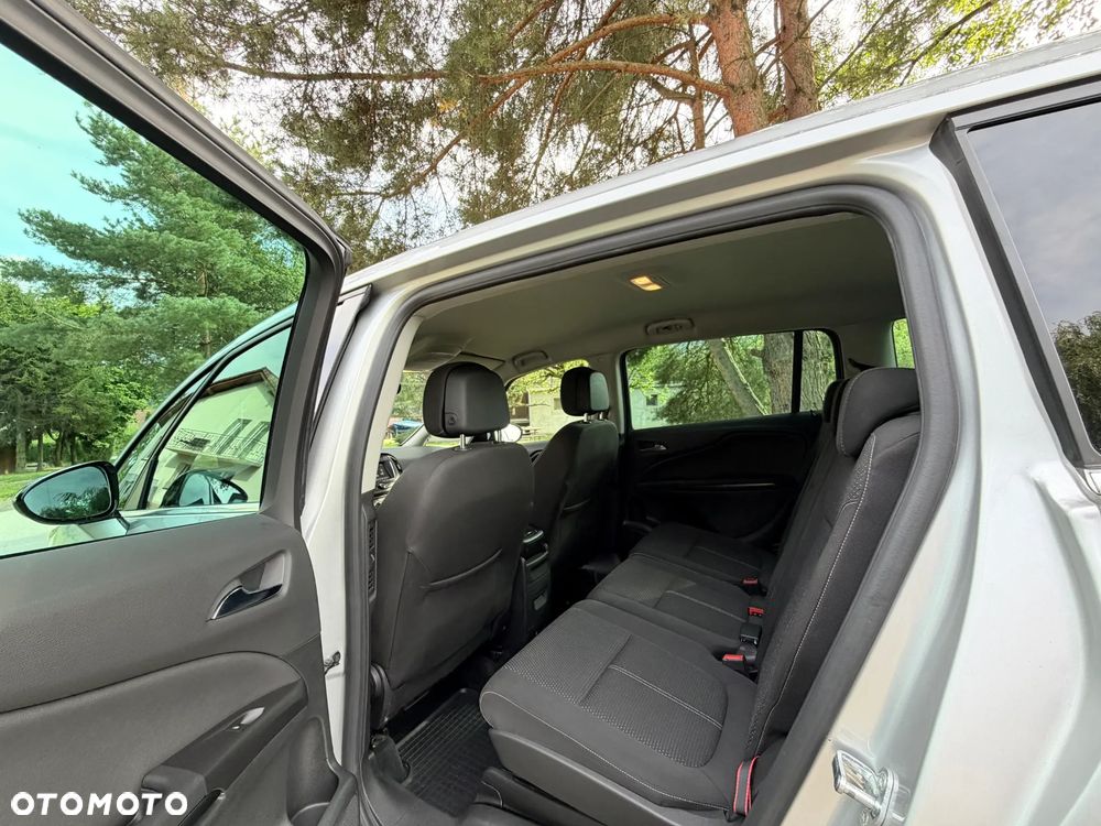 Opel Zafira 2.0 D (CDTI) Automatik Innovation - 21