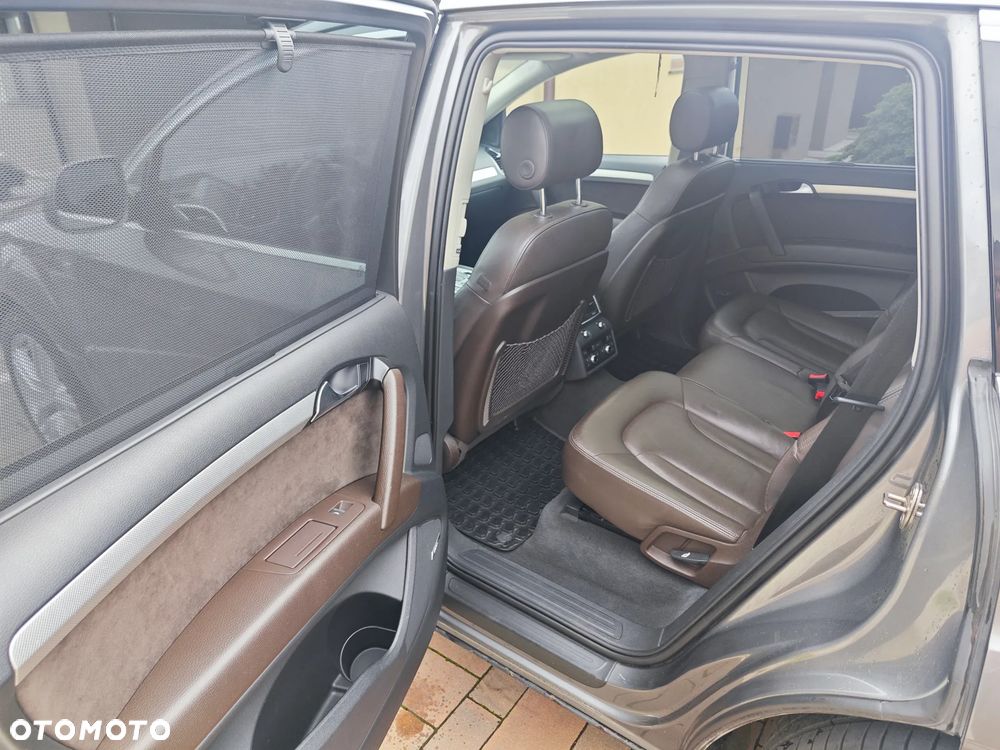 Audi Q7 - 11