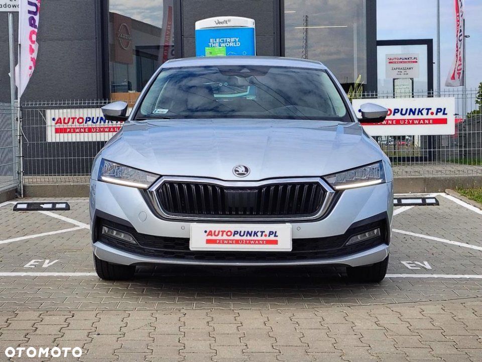 Skoda Octavia - 2