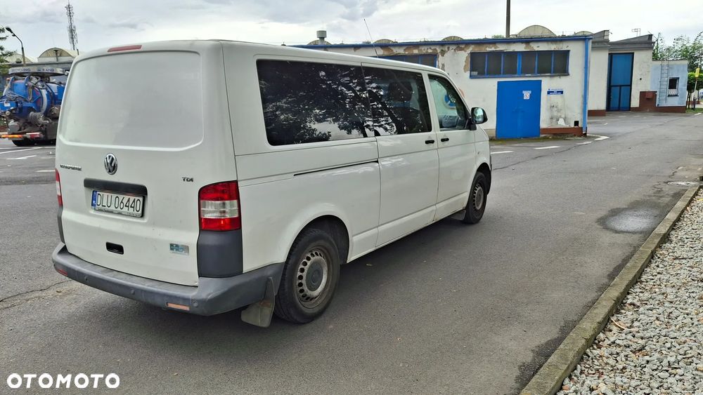 Volkswagen Transporter T5 - 4