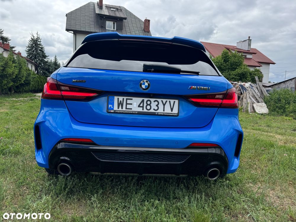 BMW 1M - 8