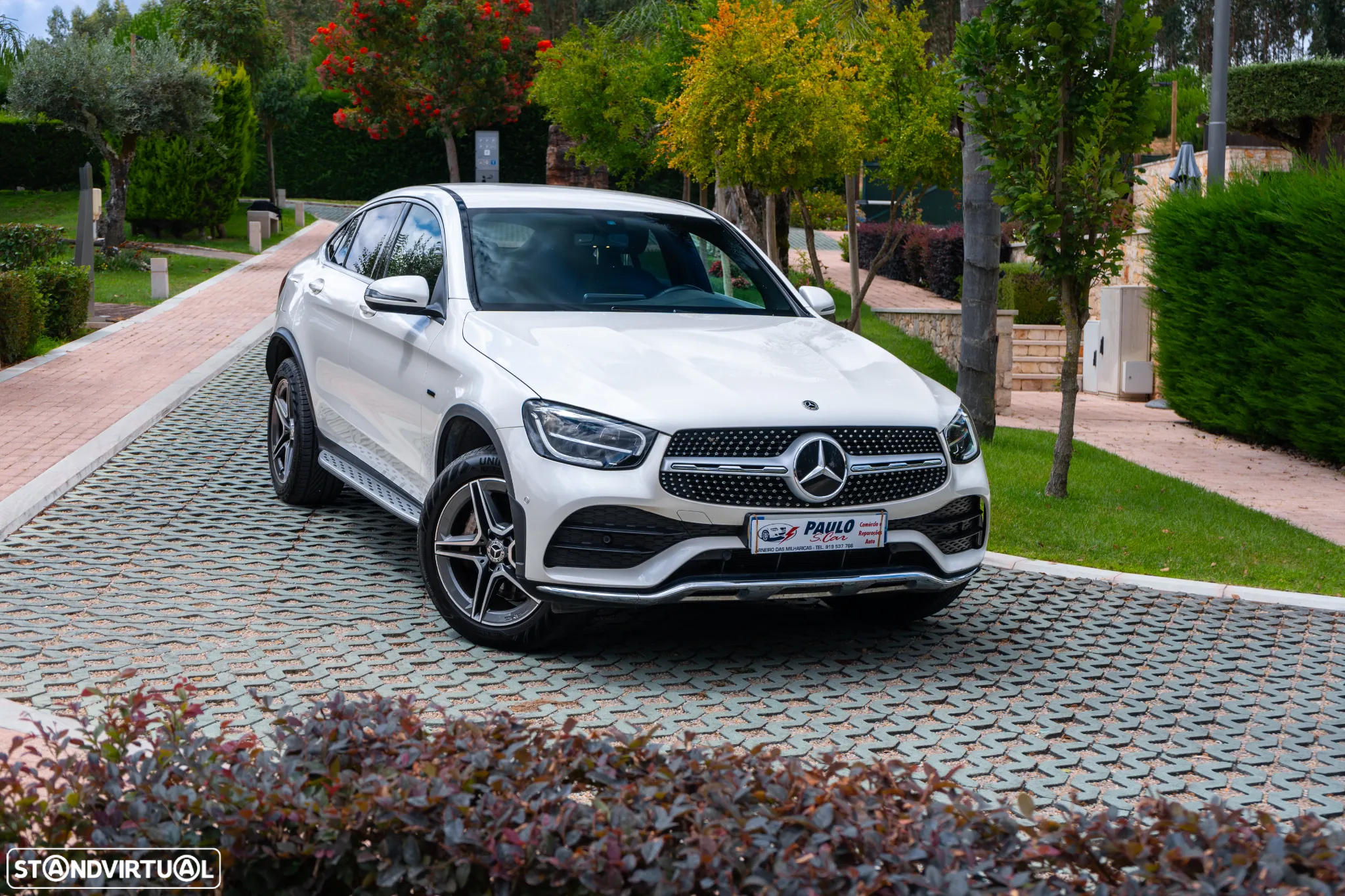 Mercedes-Benz GLC 300 Coupe de 4Matic - 4