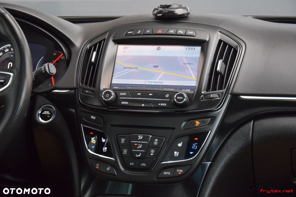Opel Insignia - 31