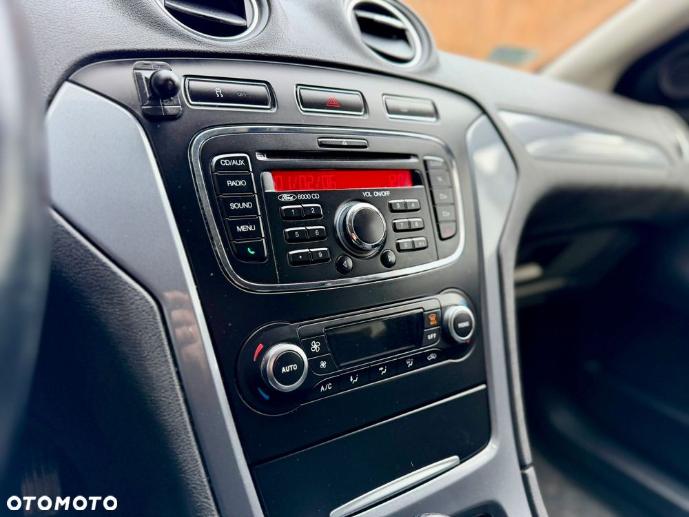 Ford Mondeo 2.0 TDCi Trend - 15