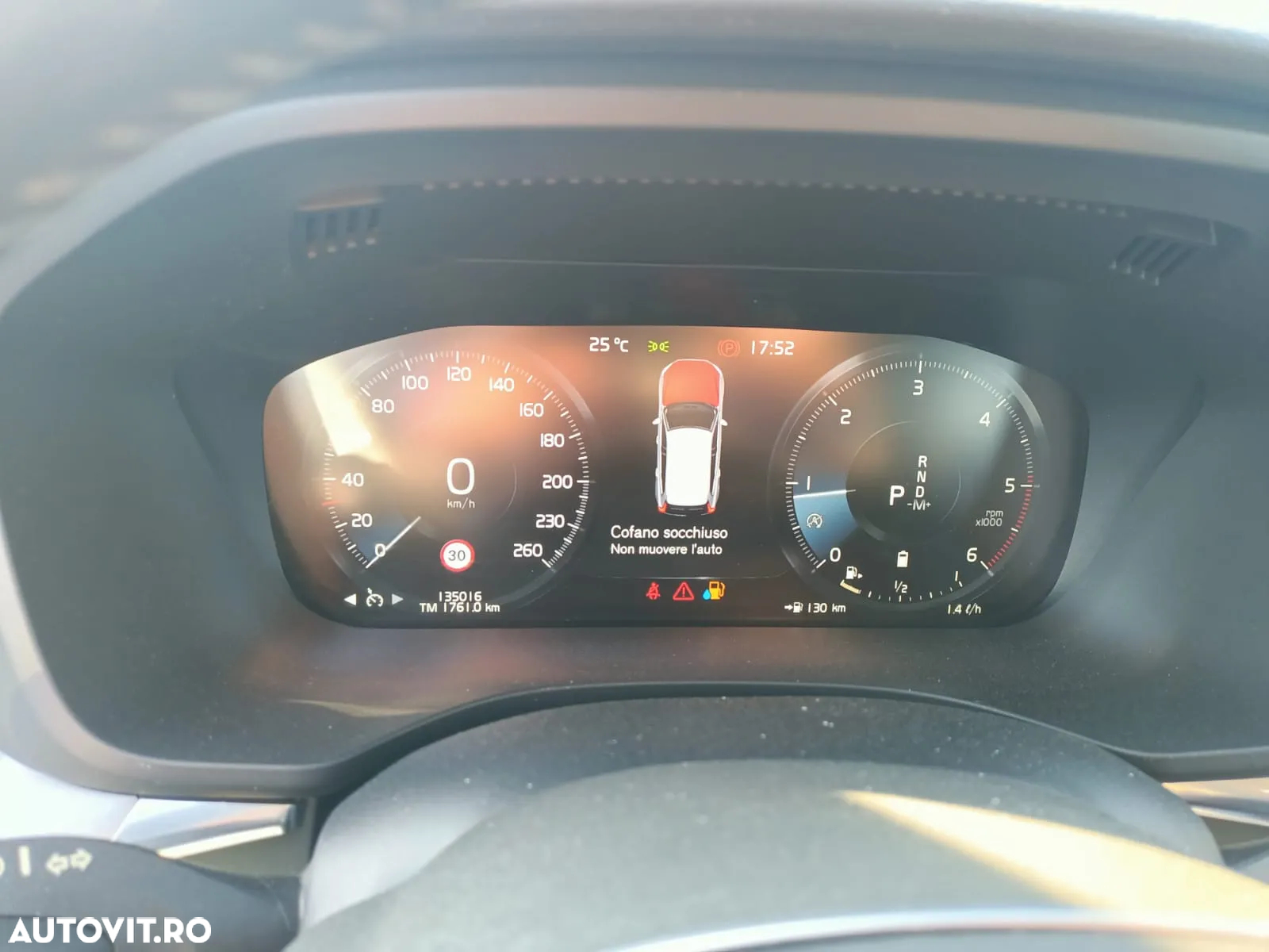 Volvo XC 60 B4 MHEV AT8 AWD Momentum Pro - 10
