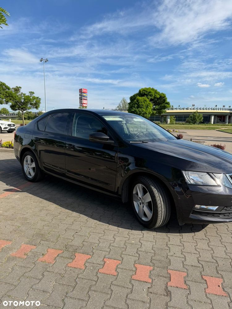 Skoda Octavia 2.0 TDI Style DSG - 2