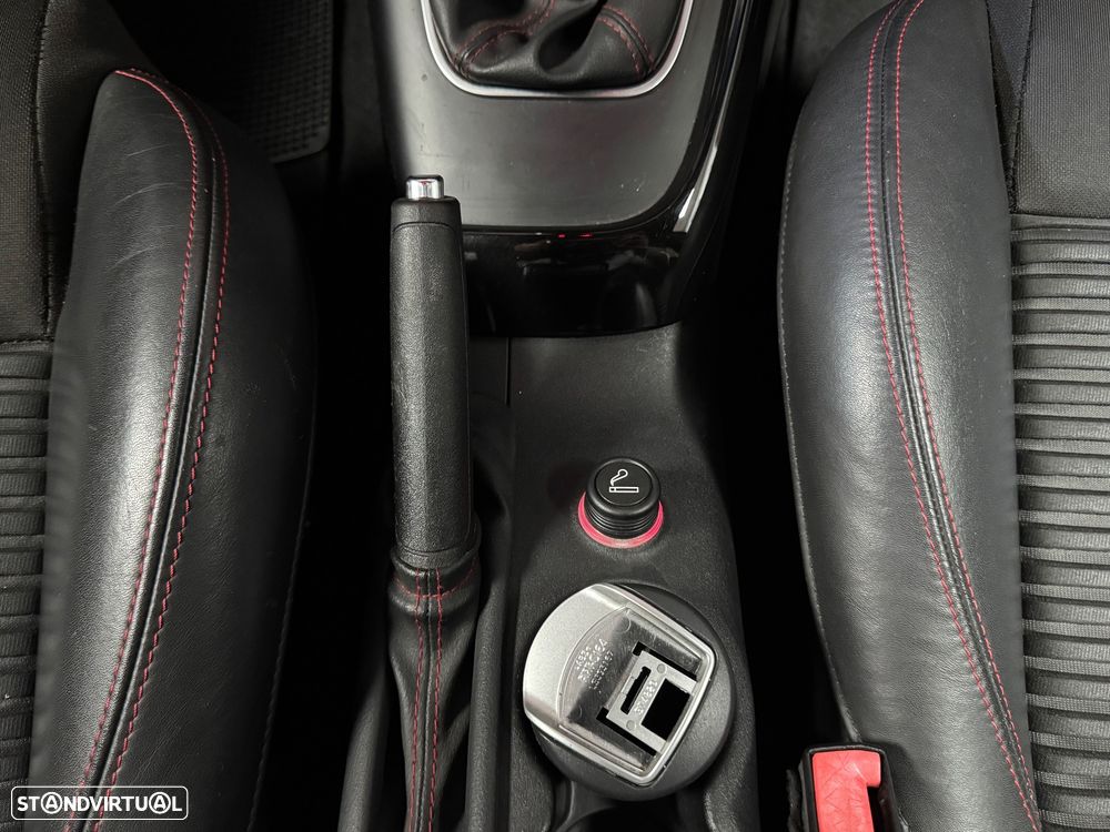 Alfa Romeo Giulietta 1.6 JTDM Veloce - 26