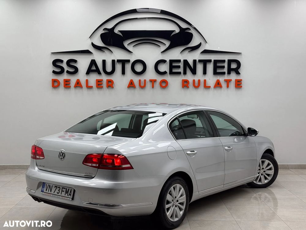 Volkswagen Passat 2.0 Blue TDI SCR Comfortline - 4