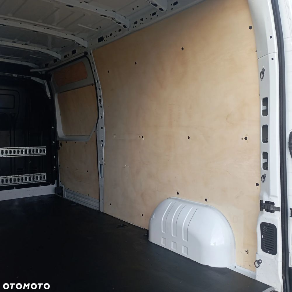 Renault Master - 22