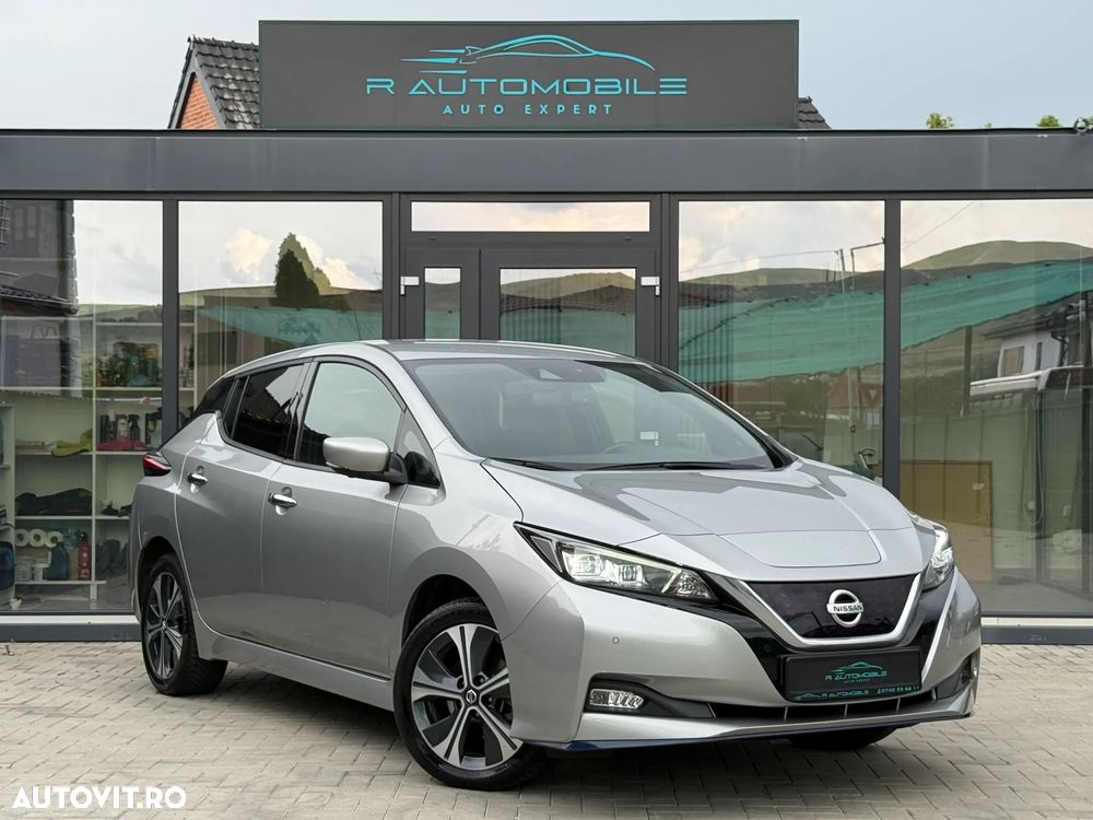 Nissan LEAF 62 kWh e+ N-Connecta - 1
