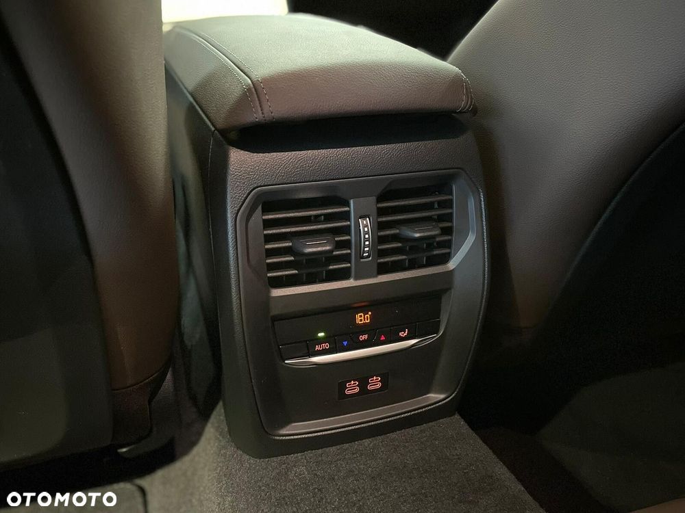 BMW Seria 3 - 33