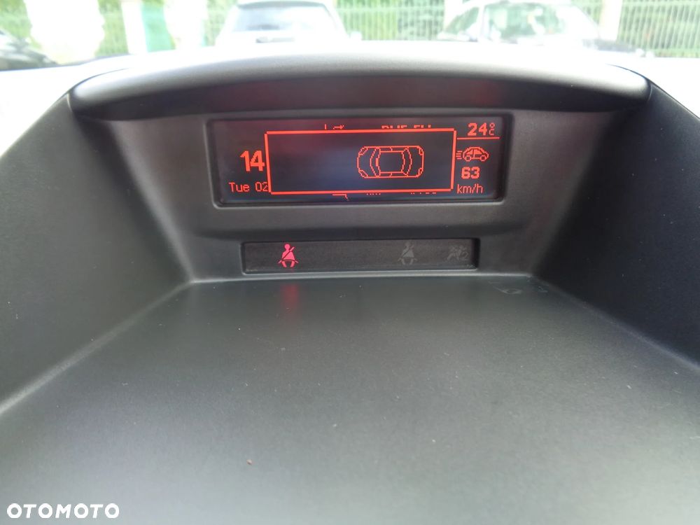 Peugeot 207 CC FAP 110 (Blue Lion) Roland Garros - 28