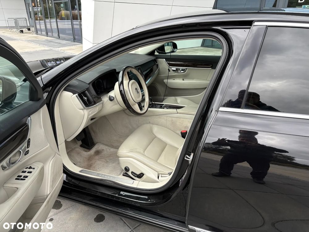 Volvo S90 - 14