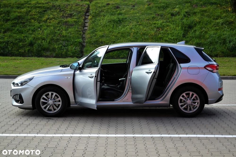 Hyundai i30 1.0 T-GDI Classic + - 27