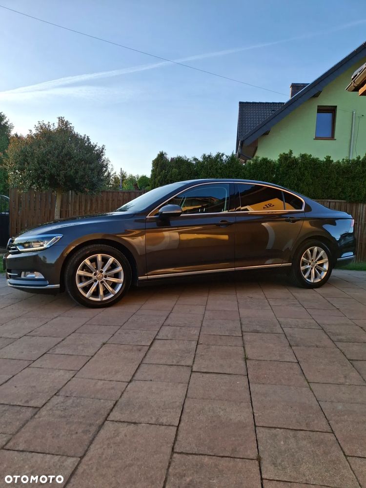 Volkswagen Passat 2.0 TDI SCR Highline DSG - 2