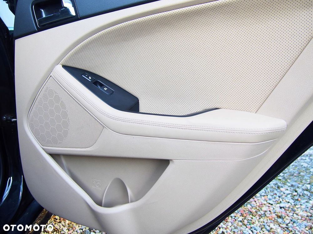 Kia Optima - 23