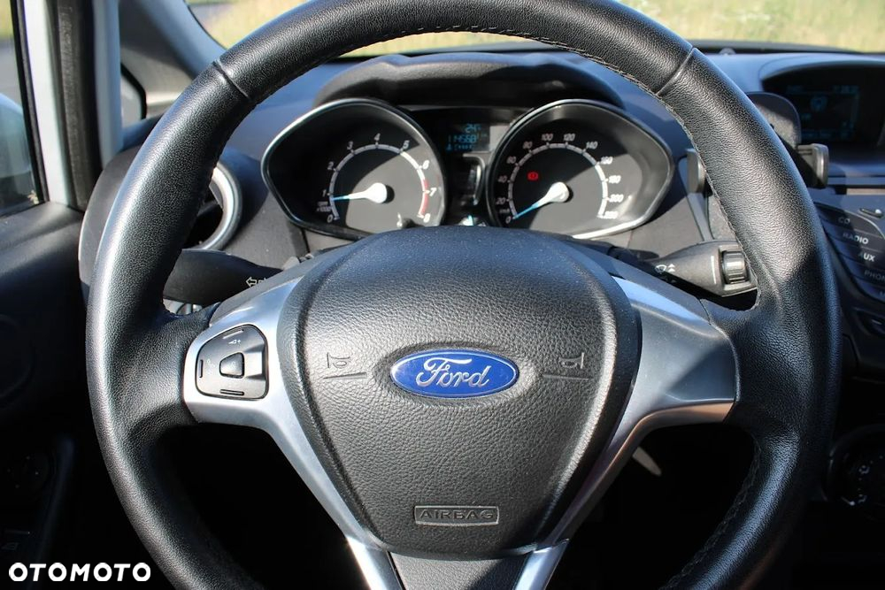 Ford Fiesta - 11