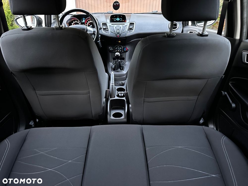Ford Fiesta 1.25 Silver X (Ambiente) - 35