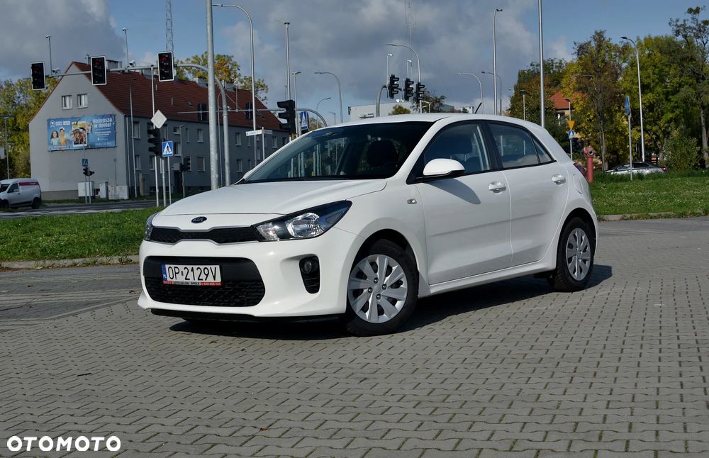Kia Rio - 2
