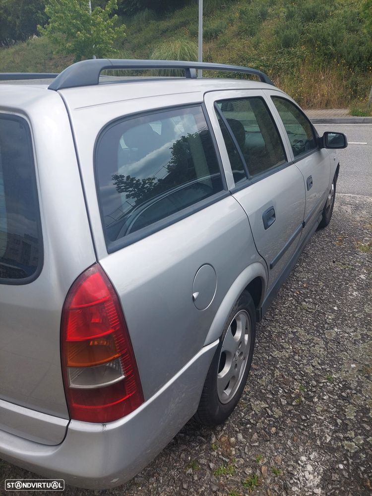 Opel Astra Caravan 1.9 CDTi Cosmo - 4