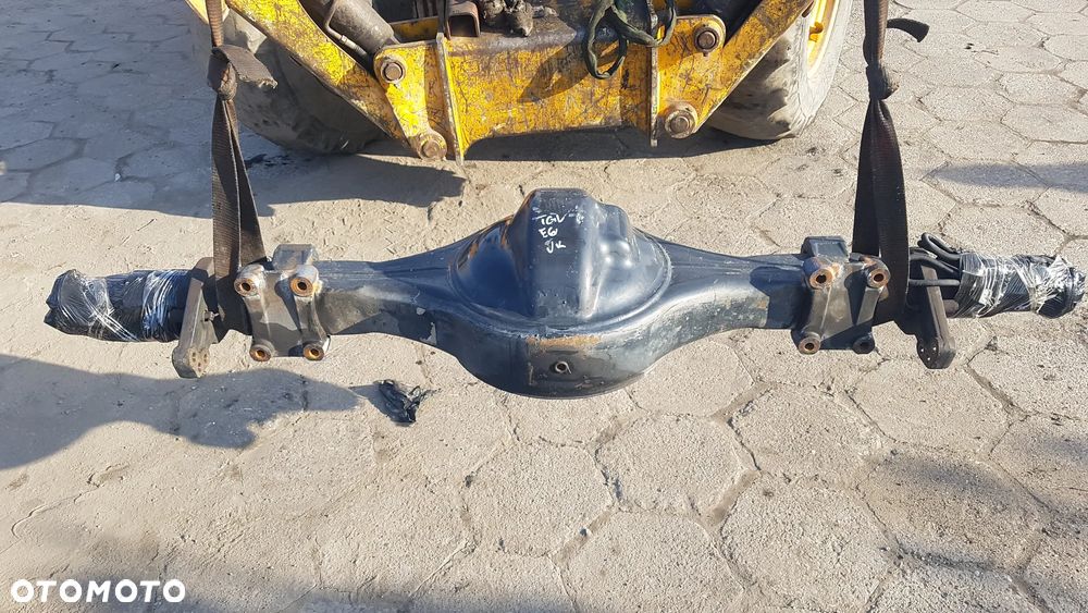 OBUDOWA POCHWA MOSTU NA RESORZE MAN TGL TYP HY 0925 - 1