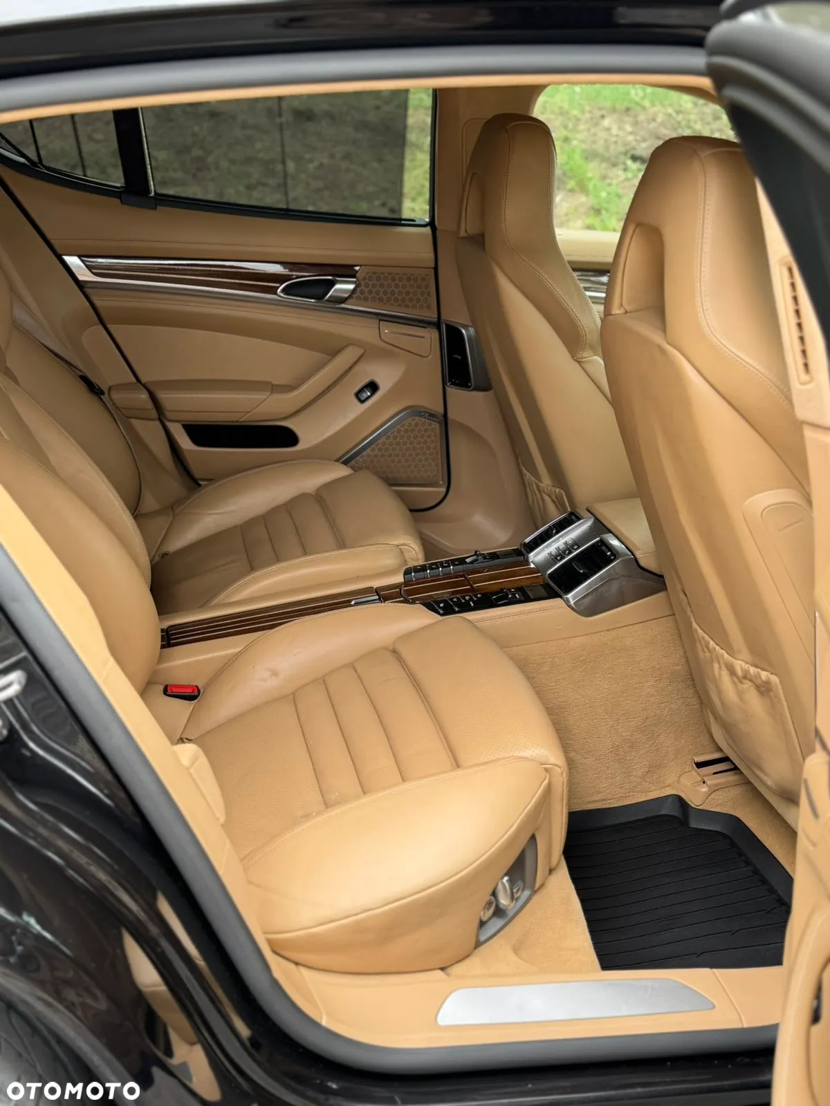 Porsche Panamera Turbo - 14