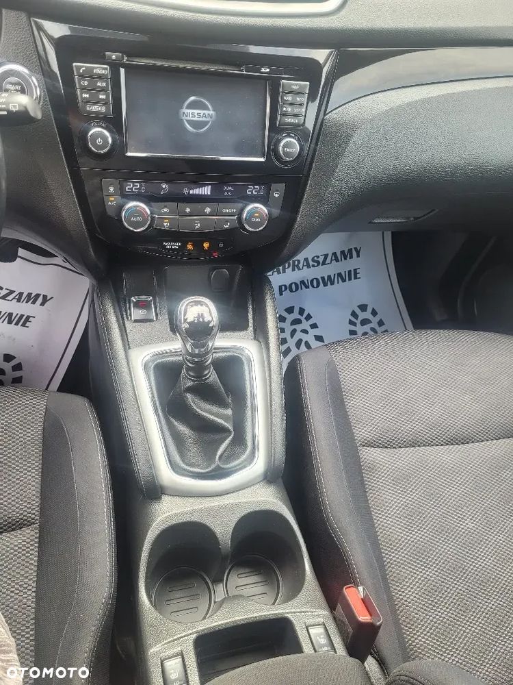 Nissan Qashqai 1.6 DCi N-Connecta - 13