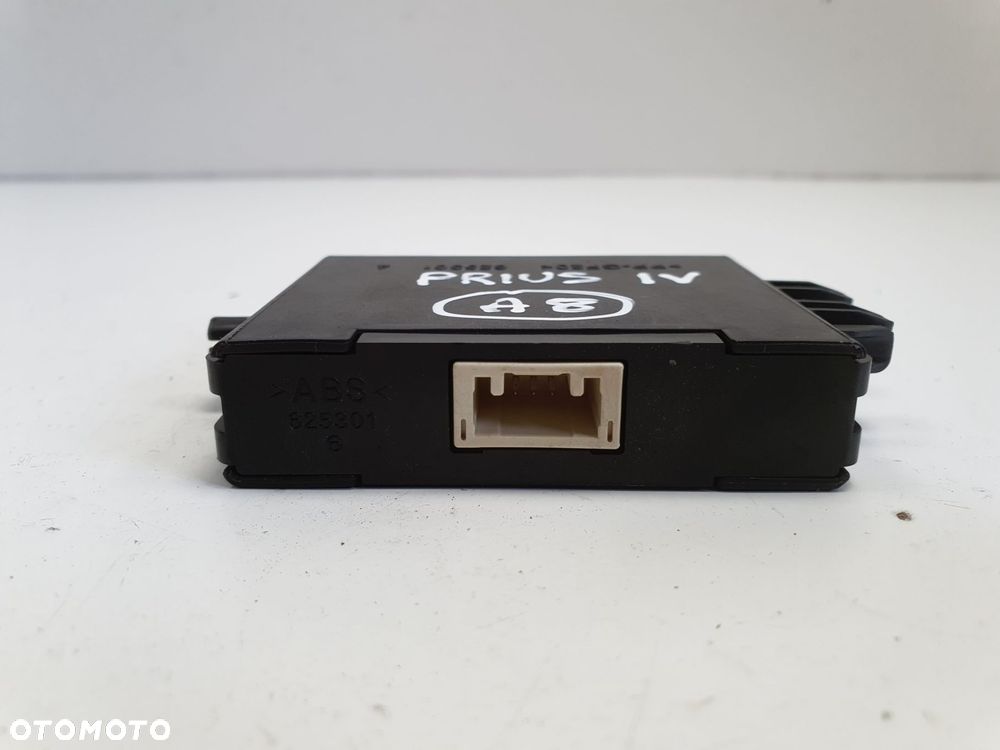 Toyota Prius IV MODUŁ STEROWNIK NAGRZEWNICY 625901-000 - 2