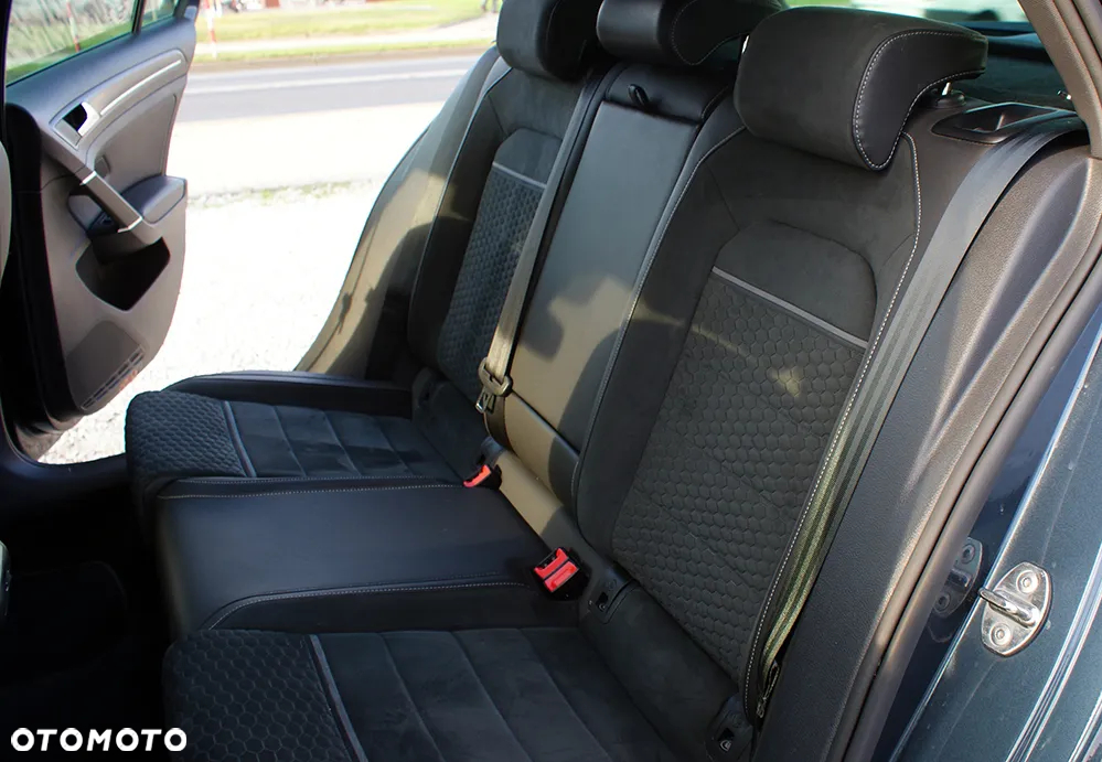 Volkswagen Golf 1.4 GTE Plug-In-Hybrid DSG - 22