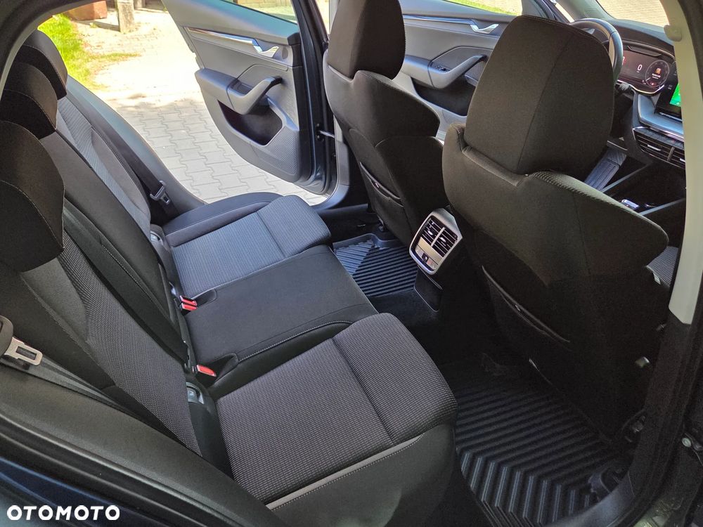 Skoda Octavia 2.0 TDI DSG Edition - 22