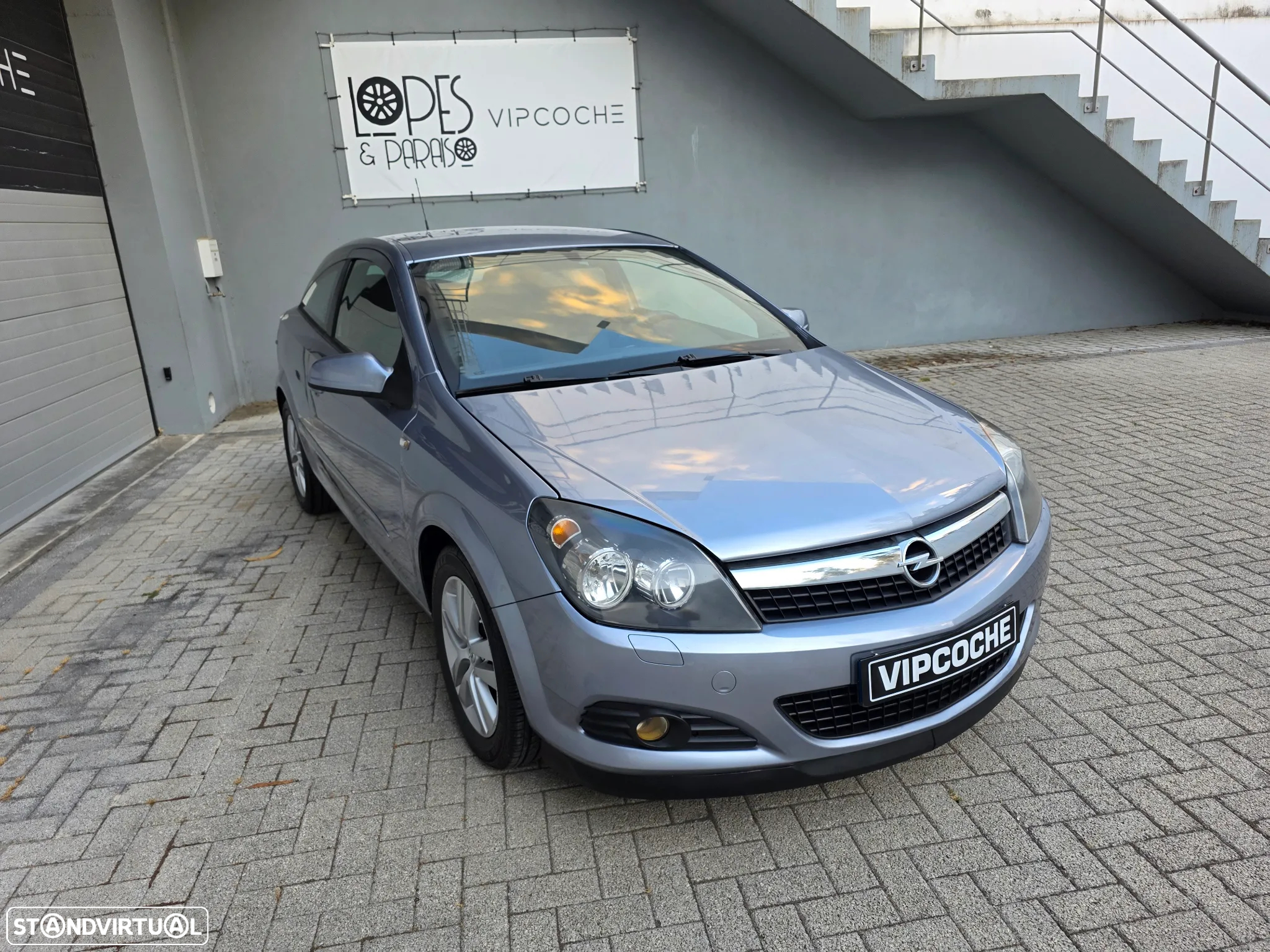 Opel Astra GTC 1.3 CDTi - 15