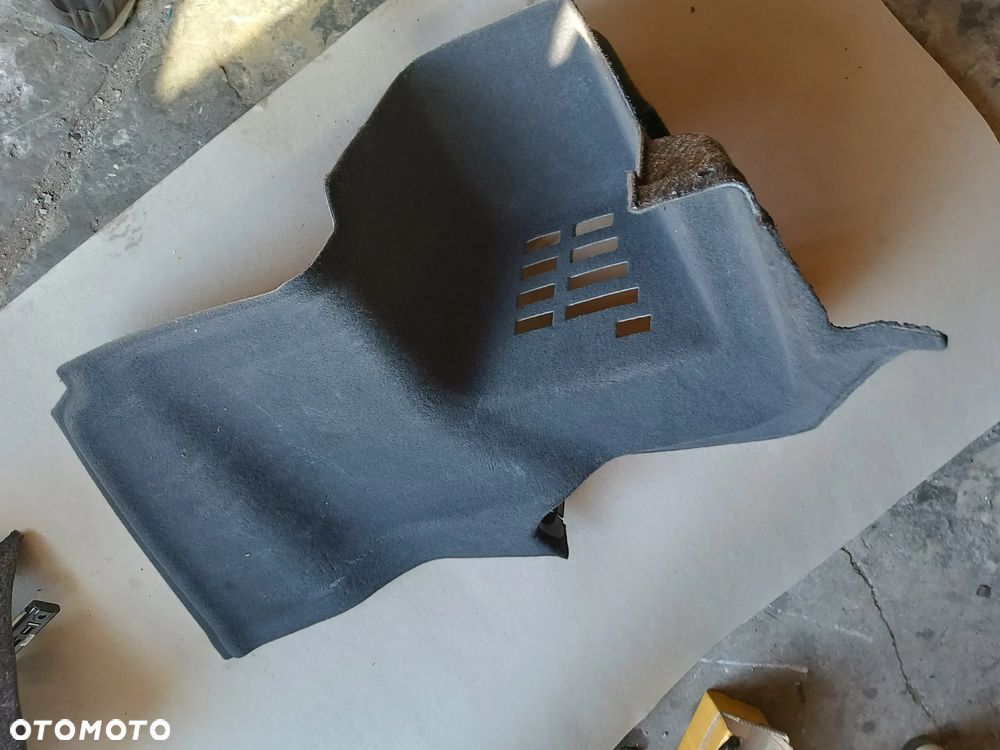 TAPICERKA BAGAŻNIKA LEWY AUDI A8 D4 4H0863879E - 1