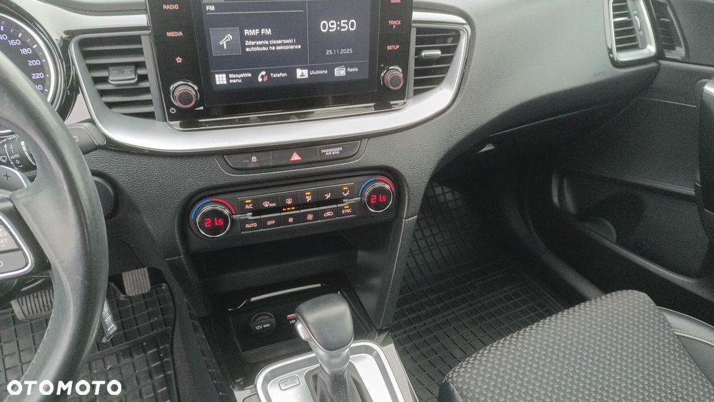 Kia XCeed 1.4 T-GDI L Business Line DCT - 15