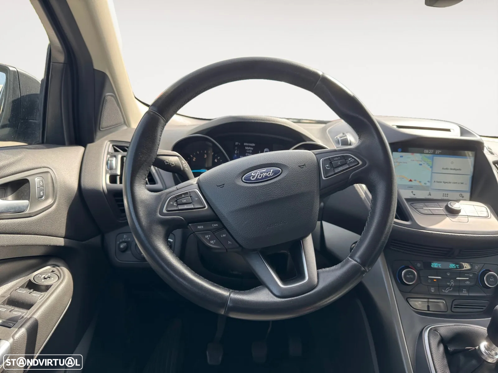 Ford Kuga 1.5 TDCi Titanium - 13